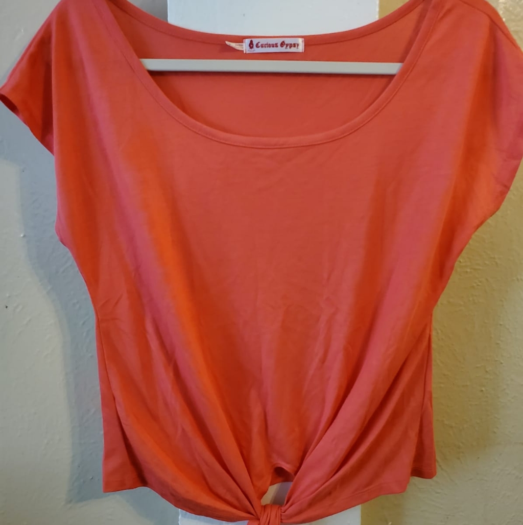 325 Curious Gypsy Womens Crop Top